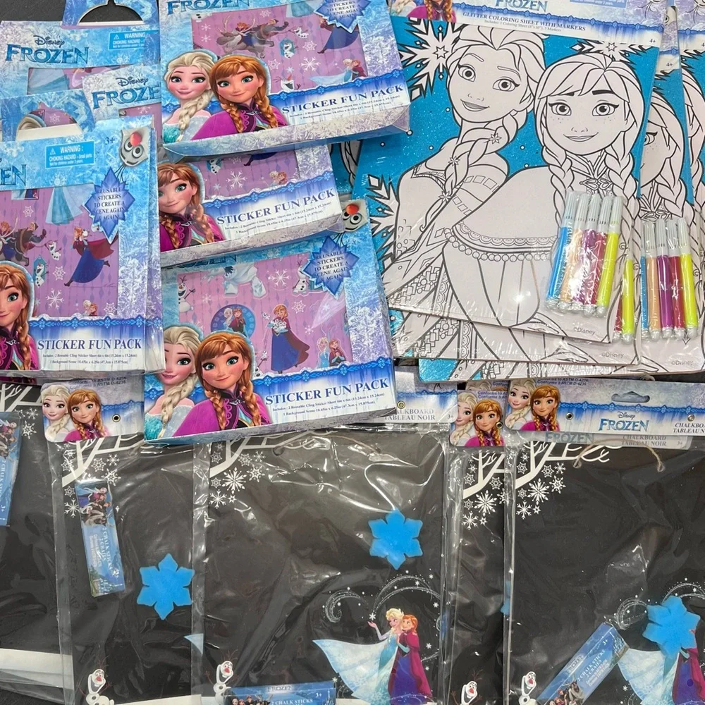 Disney Frozen Party Favor Set